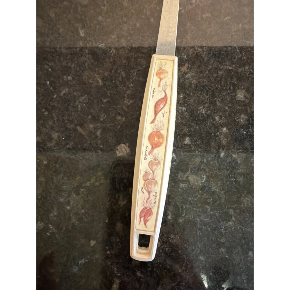 Vintage Ekco Nylon Solid Slotted Cooking Spoon Beige Onion Garlic 12.25